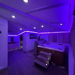 Holiday home La Maison Hobbit Troglodyte Lavaurette